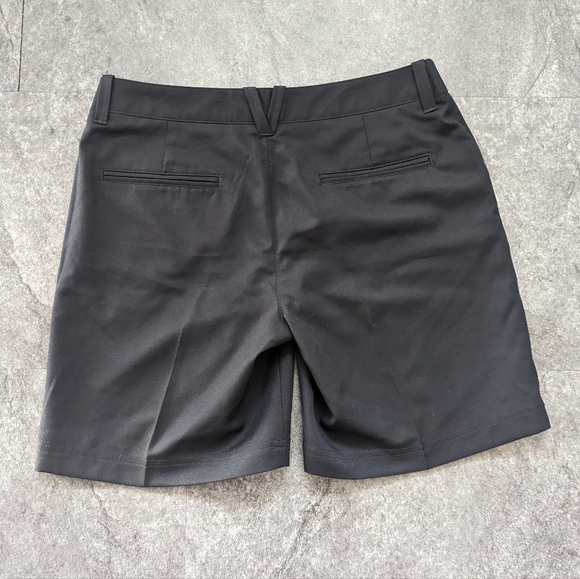 Callaway women's mid length golf shorts Black size 4 - Picture 4 of 5